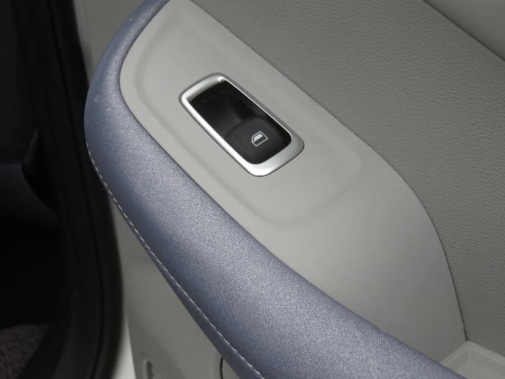  ER6|荣威 R ER6：买车吗？后浪