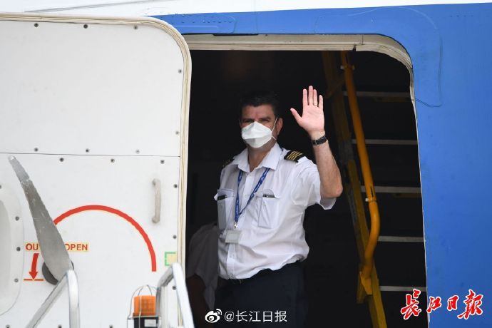开通|武汉—伦敦—阿姆斯特丹货运航线开通
