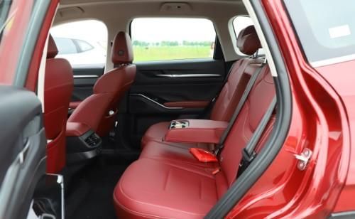  哈弗|抢先试驾第三代哈弗H6，神车这次变化不小，你的疑问解答全在这儿