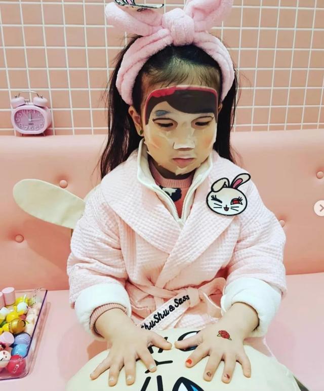  卸妆|韩国精致小姐姐我卸妆后，他们让我去死