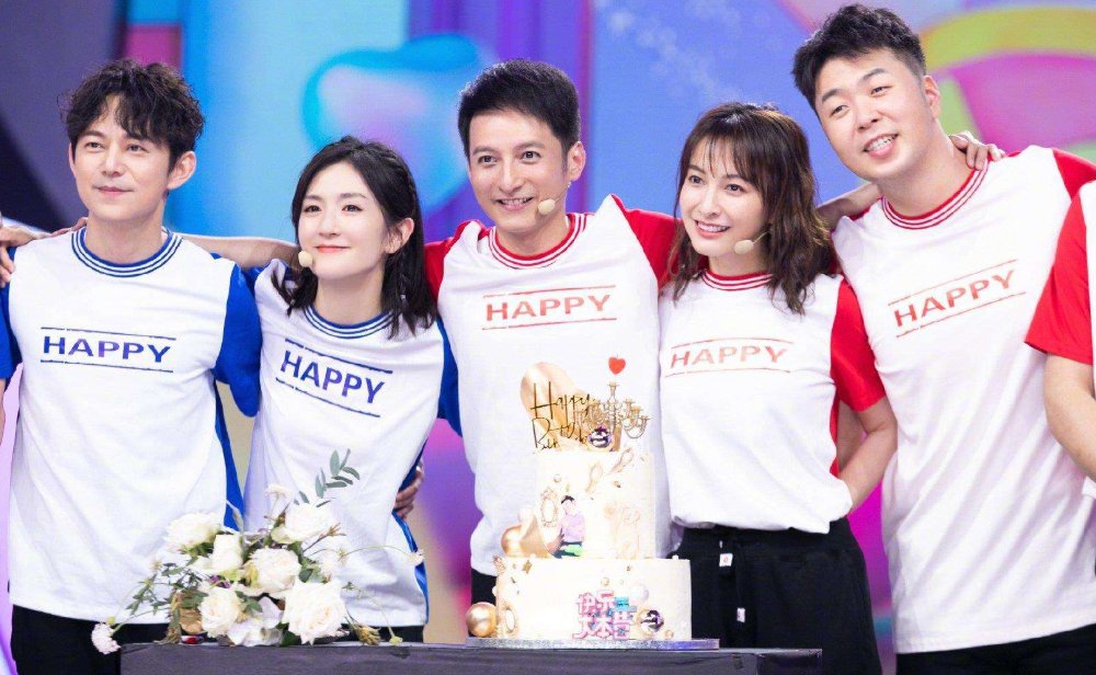  何炅|当年录《快本》挨饿还没人理，后来靠歌曲扬名全国，何炅都请不起