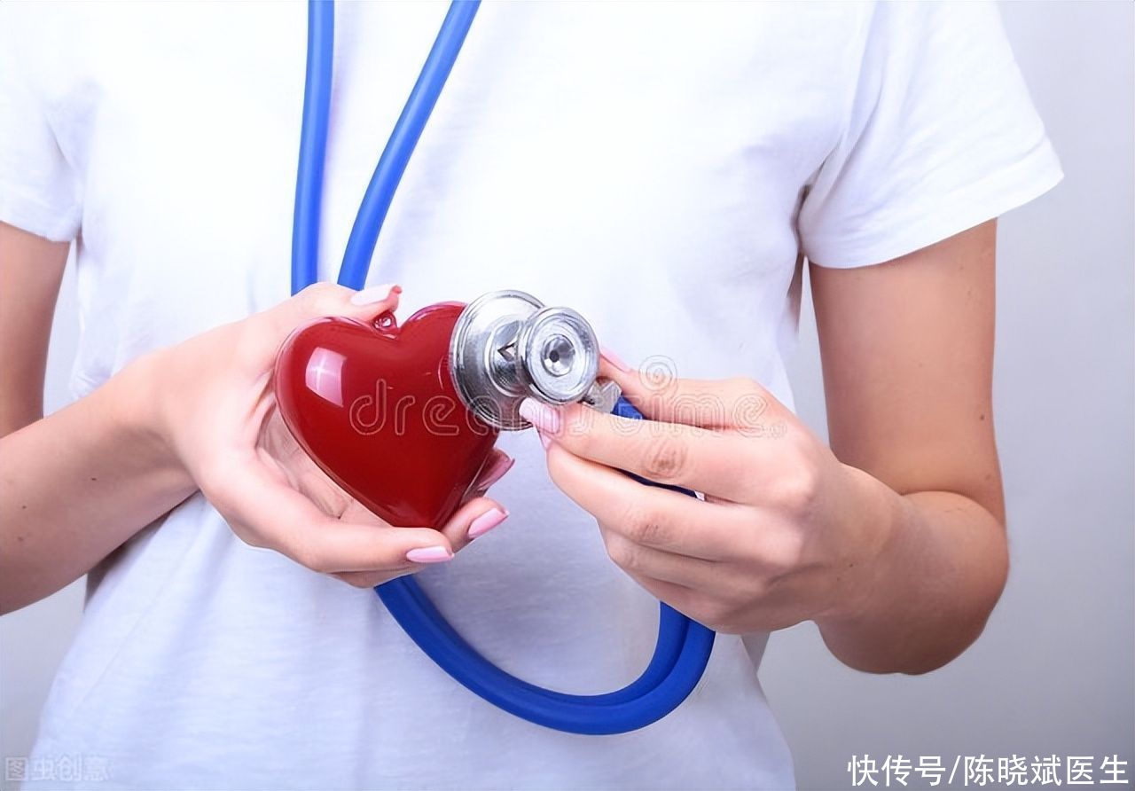 65岁散步要注意这4点(每天走一走，活到九十九？提醒：过了65岁，散步时要注意3点)