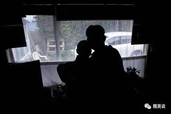 异国|父母非法滞留他国18年,17岁华裔少年担心被遣返:他们为什么“拼死”也要留在异国?