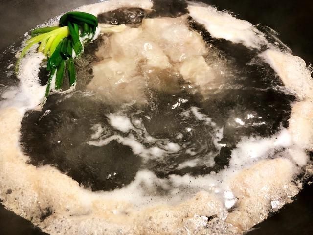  香甜|大厨教做苏式红烧肉，记住这“3招”，出锅后入口即化，软糯香甜