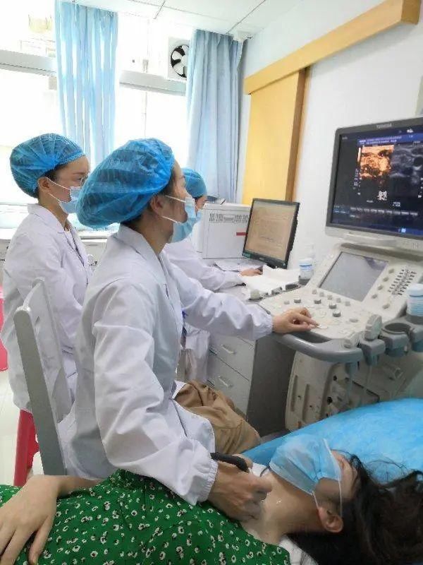  杨见青|医患情丨“奥利给”的“超人”来了