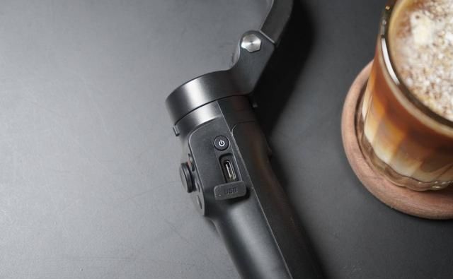  拍出|稳定器越贵越好？飞宇稳定器，低成本玩大动作，还能拍出电影效果