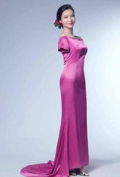  档综艺节目|非诚勿扰无臂女孩，与小伙牵手成功，下台紧接被甩的她怎样了？