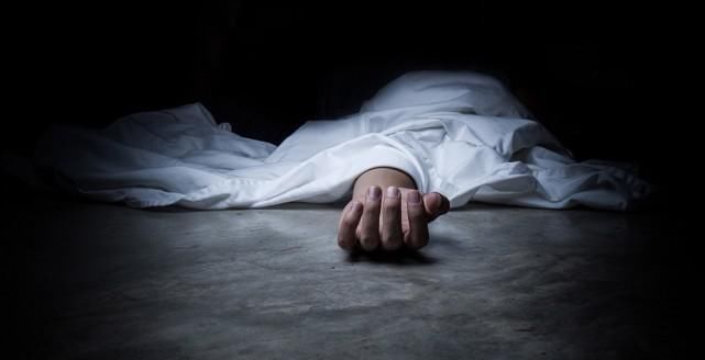  男子|男子总觉得自己会被杀，2年来不敢独自出门，结果还是被当街捅死