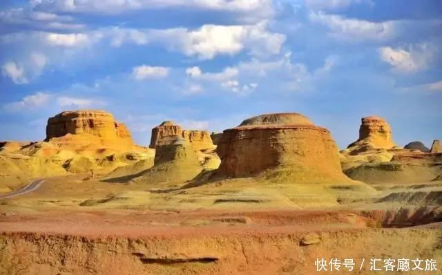 乌鲁木齐|10天自驾路线推荐,藏着新疆最惊艳的秋色!