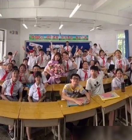  通知书|吴彦祖近照曝光；大张伟又添扎心金句；林俊杰粉丝录取通知书