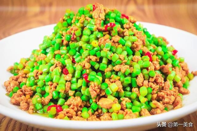  道菜|三伏天、我家就爱这道菜！简单一炒、脆爽入味促食欲，一盘吃不够