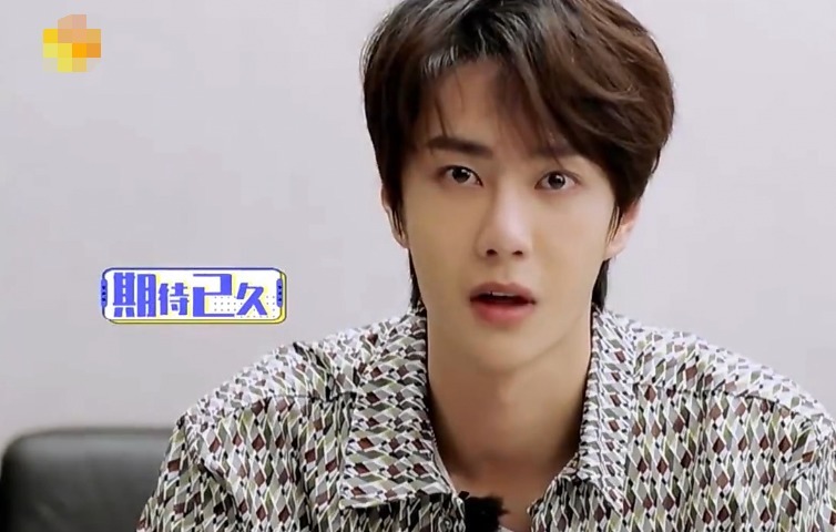  节目组|王一博喜提迷弟叉腰式帮吹牛，被捧杀吓到惊慌紧急澄清，却害羞了