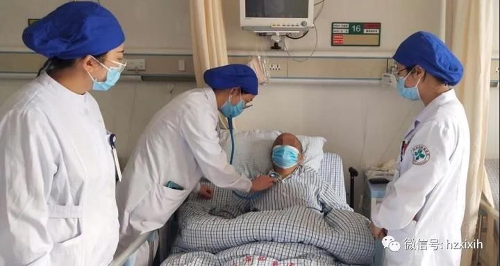  高温|仅一下午就有三名男子突然倒地不起！高温天，这种病最要当心