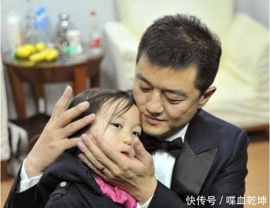 王菲|比起谢霆锋,李亚鹏给女儿李嫣的父爱真是太多,连唇腭裂也痊愈了