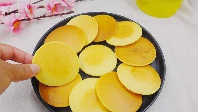  面糊|一家人的早餐可以在五分钟内吃完，粗粮是精心准备的