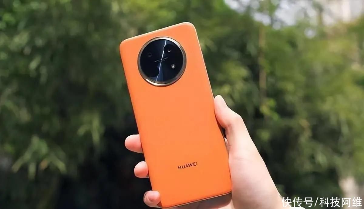 华为这次真“良心”，7000mAh手机才卖1597元，128GB+鸿蒙OS