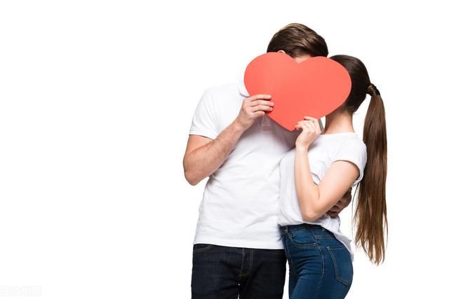  堆满|男子出租屋堆满堕胎药：售卖两年获利120万，购买者多为年轻少女