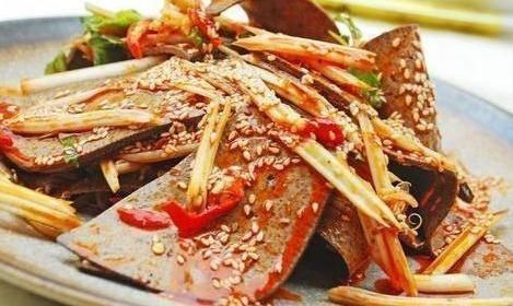 肉片|美食推荐凉拌猪肝,肉炒荷兰豆,粉蒸杂蔬,杂蔬肉片煲的做法