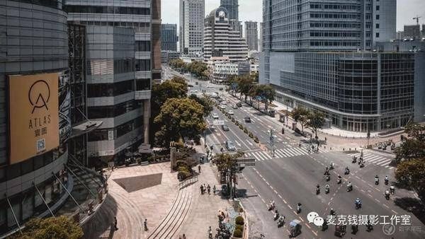 理光|从"新天地"到"新世界" 理光 GR3 的街头日记