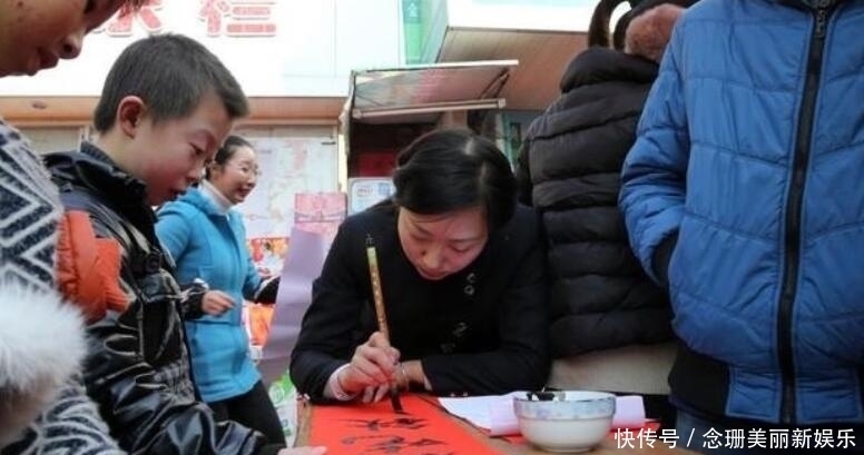 精髓|女电工痴迷“瘦金体”,半夜上街捡废纸书法!终得宋徽宗精髓!