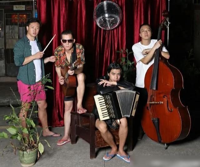  乐队|五条人为什么成为了这个夏天最受喜爱的乐队？