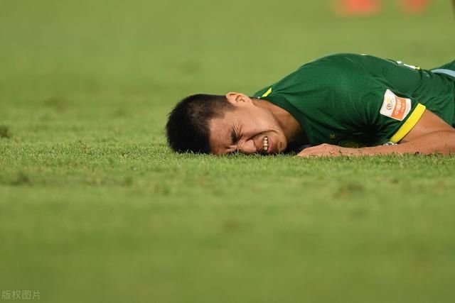  压根儿|唯一四连胜球队？压根儿就不值得高兴！国安没有比埃拉球都不会踢