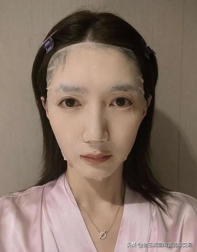  首饰|江疏影月薪1w5交不起房租，但几万的爱马仕项链却不离身