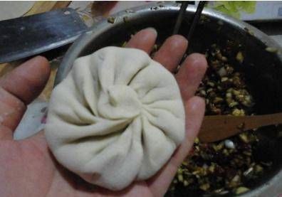 搅拌均匀|厌倦了炸茄子教你一种新的吃法,不蒸不煎,不冷拌,软糯可口