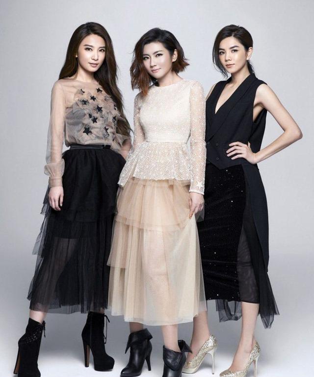  女团选秀|华语第一女子天团出道三年推出50首歌，如今一人失声令粉丝痛心