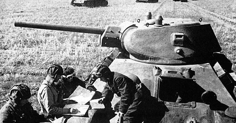 灰头土脸|柏林最后的防线：朱可夫被搞得灰头土脸，海因里希虽败犹荣