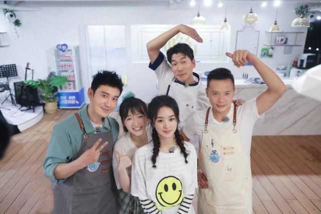  东风|借赵丽颖东风，这个备受争议的芒果小花要再次崛起？