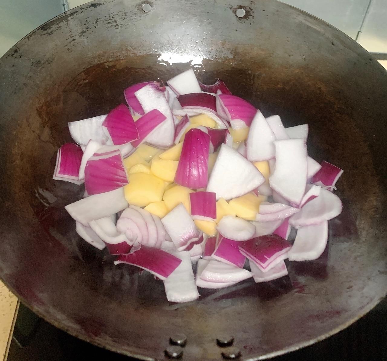  牛肉|咖喱牛肉，这样做，有种不一样的牛肉味道