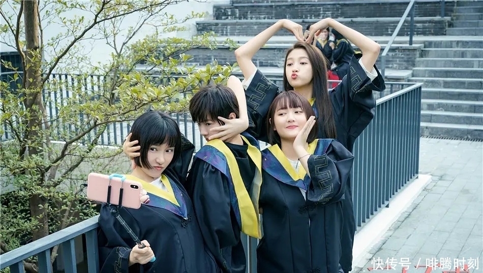 小果|《二十不惑》结局剧透,大宝大熊分开,石头会虐,小果谁也没选?