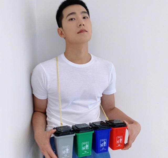  顶流|时隔5年再战综艺，曾经的顶流杨洋也急需平台刷脸？