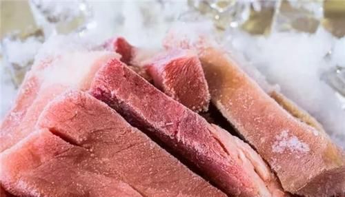  厨房纸|解冻肉时，马上用水泡就错了，大厨教你一招，吃起来跟鲜肉一样