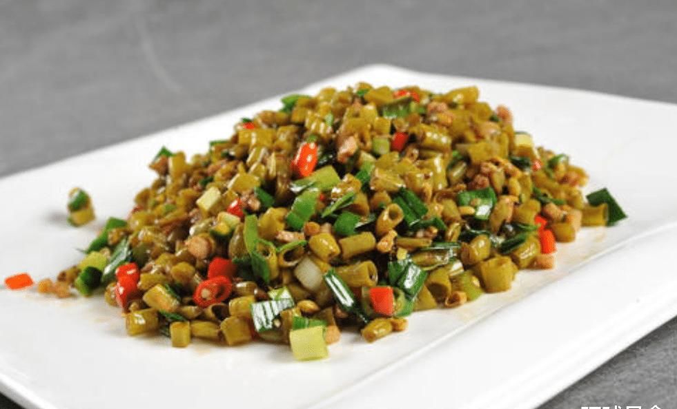 简单|入秋后,这种蔬菜多囤点,每天炒一盘,做法简单,好吃又下饭