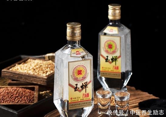 当地|如假包换的粮食酒,行家爱不释手,最后一种堪称平价酒中的战斗机
