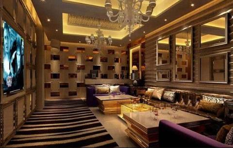  KTV|为什么有的KTV名字前面要加“量贩”两字？如果走错就尴尬了！