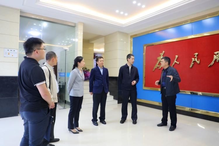 剑桥|中消协秘书长朱剑桥调研岳阳消费维权工作