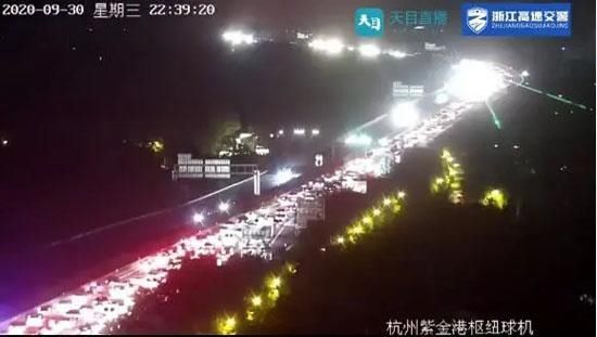 今夜|最长缓行10公里！杭州高速今夜不眠，你到家了吗？