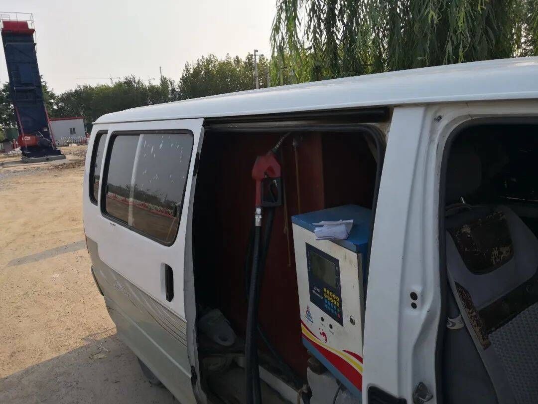 非法|东营特警支队抓获3名涉嫌非法买卖、储存、运输危险物质违法人员 查获汽油1.2吨