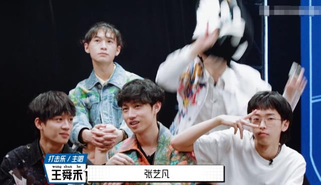  无动于衷|《明子》对硬糖少女c位无动于衷，却对另一成员欢呼雀跃，人气差太明显