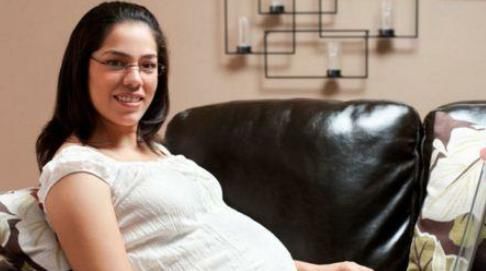 落泪|失独母亲在60高龄坚持生下双胞胎后，现状令人落泪，网友：心真大