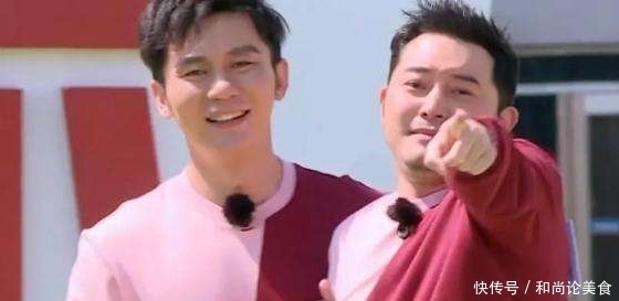 当众|宋雨琦当众“下跪”,谁注意到baby的下意识动作?人品一眼看穿