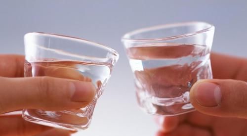 度数就|为什么白酒通常都是52°、53°的呢?这可不是随便定的