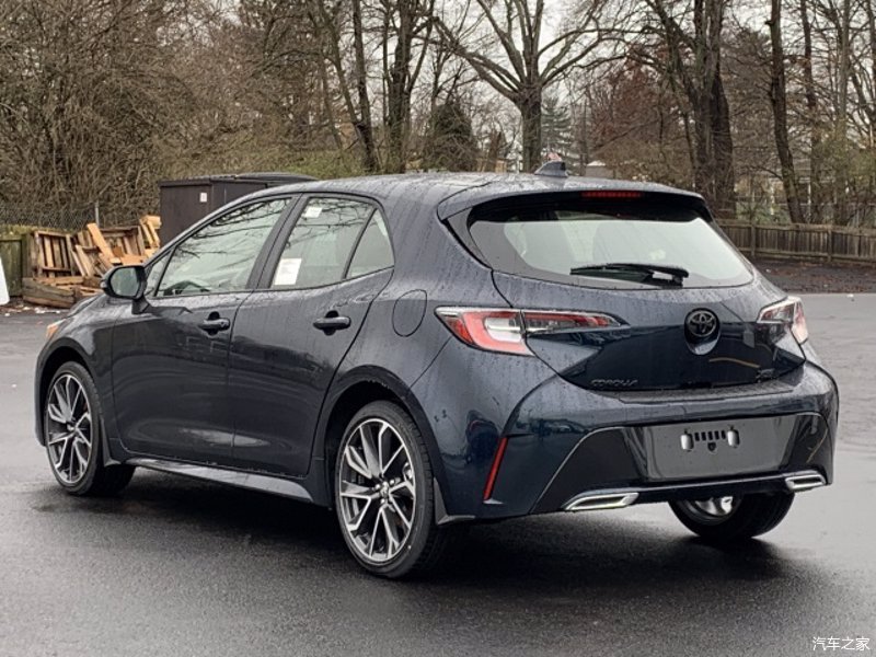  十足|丰田卡罗拉两厢版，运动感十足