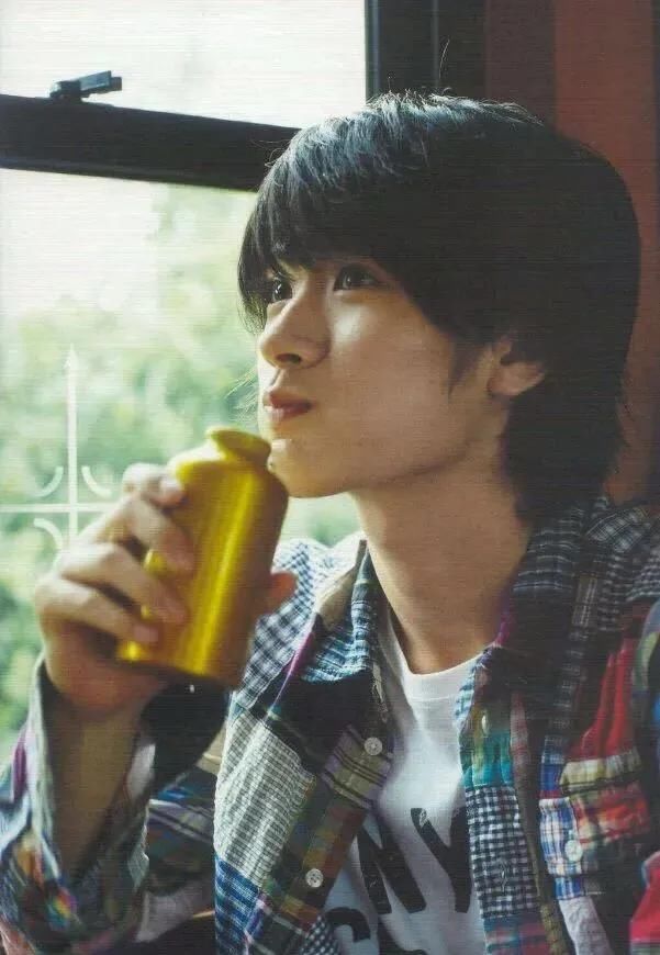  新垣结衣|粉丝追忆三浦春马生前：很爱中国，想当个平凡人，梦想被母亲扼杀