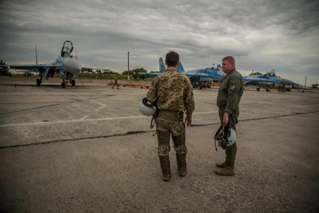  俄罗斯|让俄罗斯很紧张，乌克兰要掏86亿美元买战斗机，目标是F-15和F-16