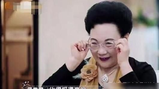 伊能静|为什么陈若仪不如52岁的伊能静受欢迎?看看他们对岳母的态度吧