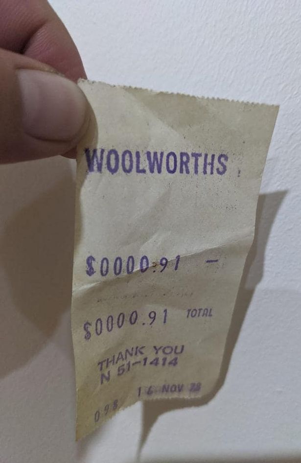 房屋|澳大利亚男子翻修房屋 发现一张1978年的收据